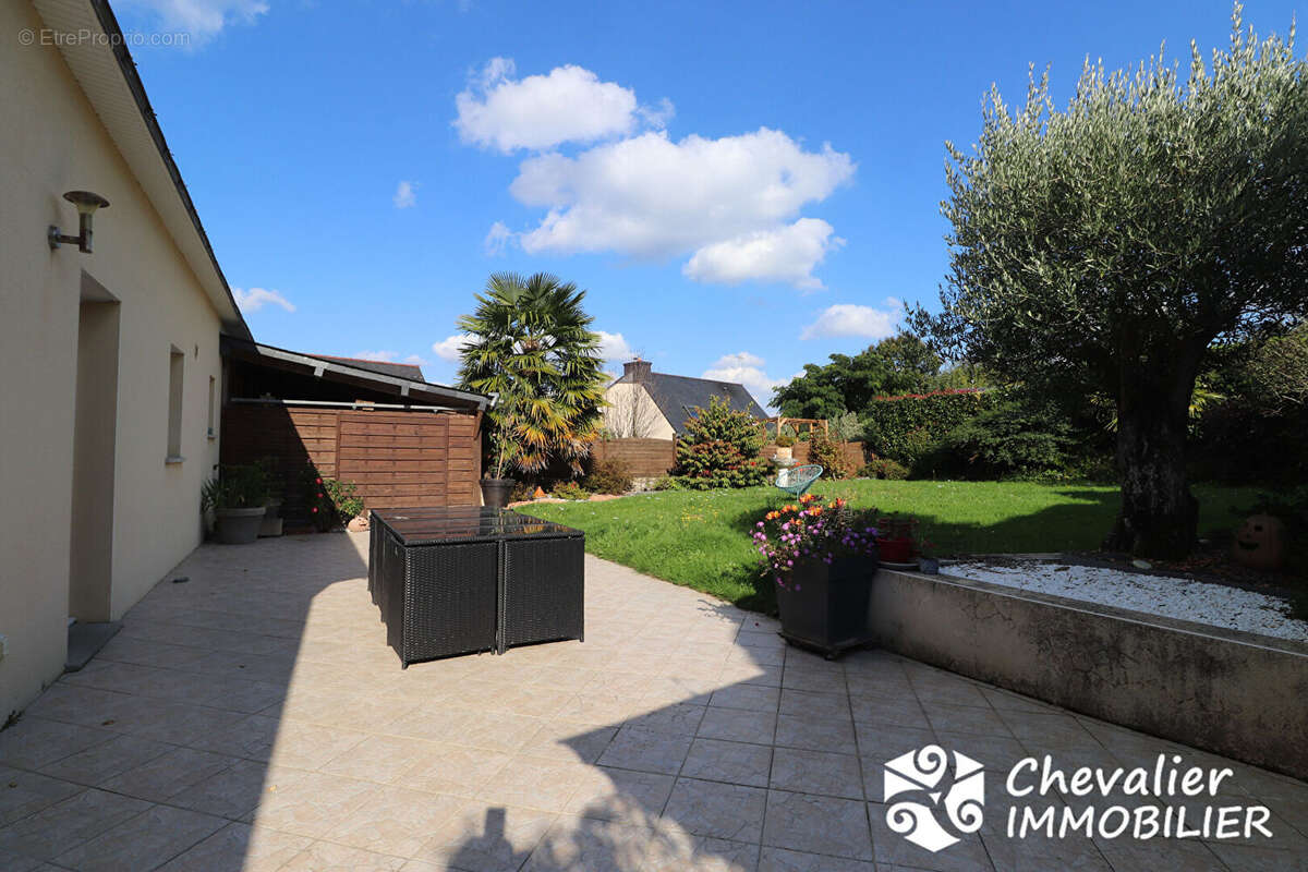 Maison à SAINT-NOLFF