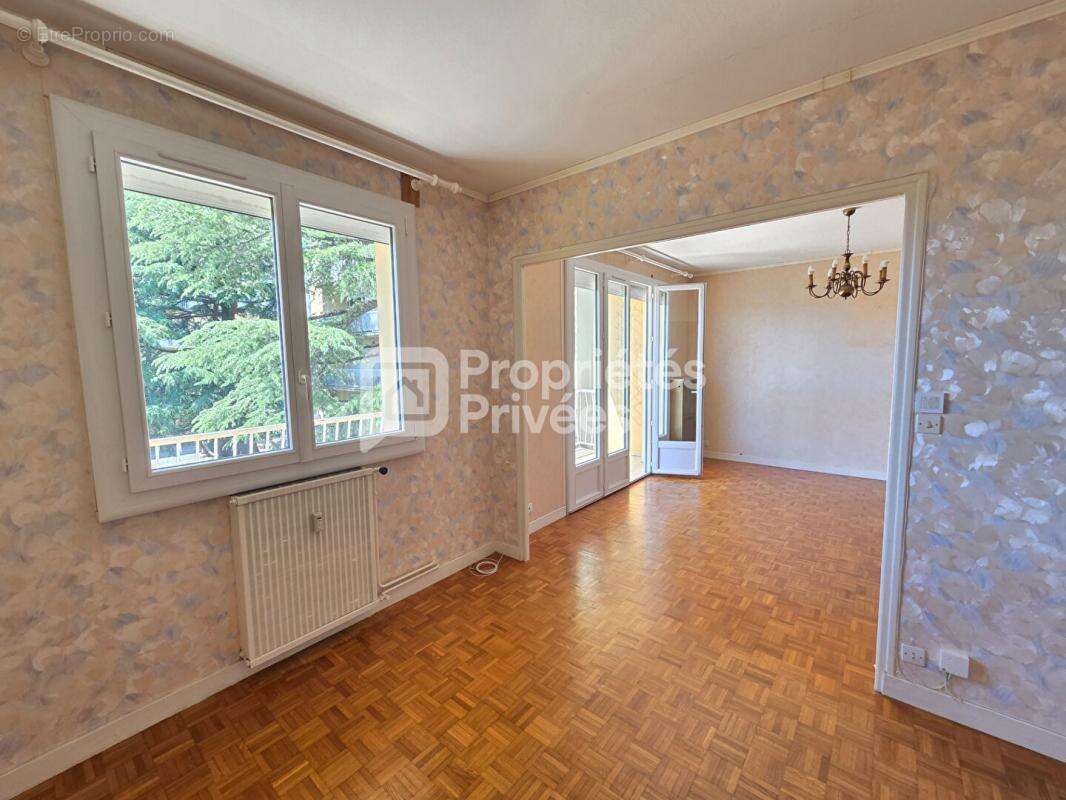 Appartement à MONTELIMAR