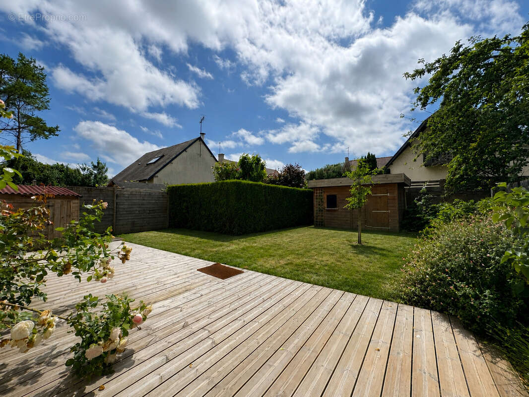 Maison en pierre familiale - quartier calme - photo 5