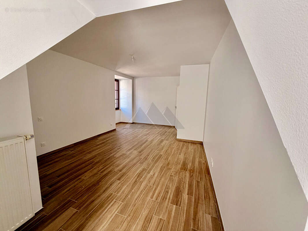 A vendre quimper historique appartement  duplex  jardin  parking - photo 8
