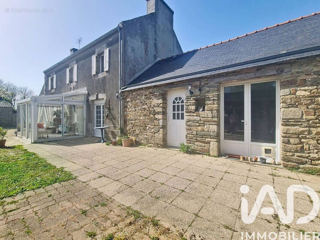 Photo 1 - Maison à PLOUGONVELIN