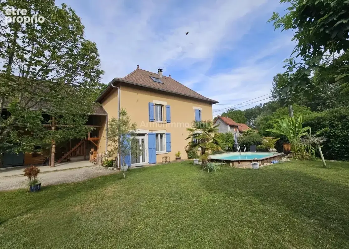 Maison à CORBELIN