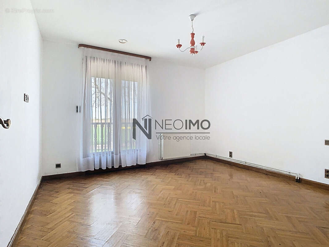 Maison à DOMBASLE-EN-XAINTOIS