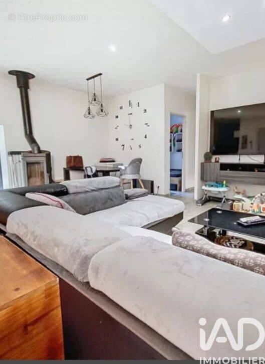 Photo 1 - Maison à CRUZY