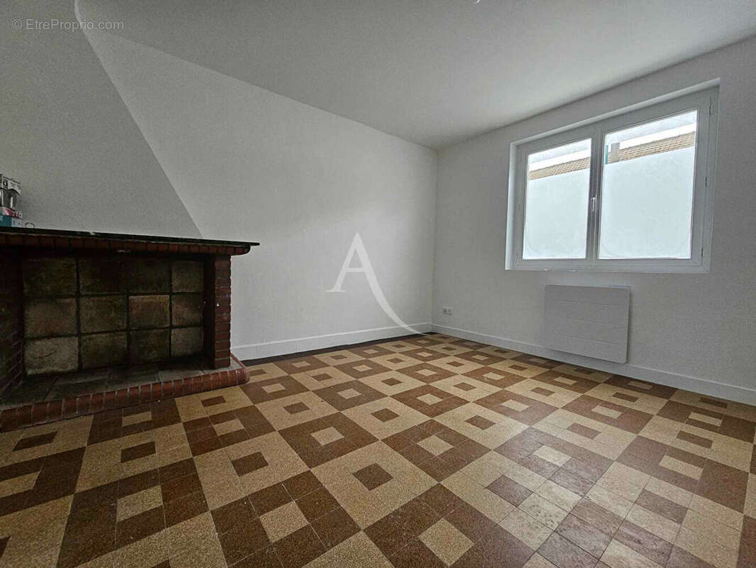 Maison Rue centre ville - photo 2