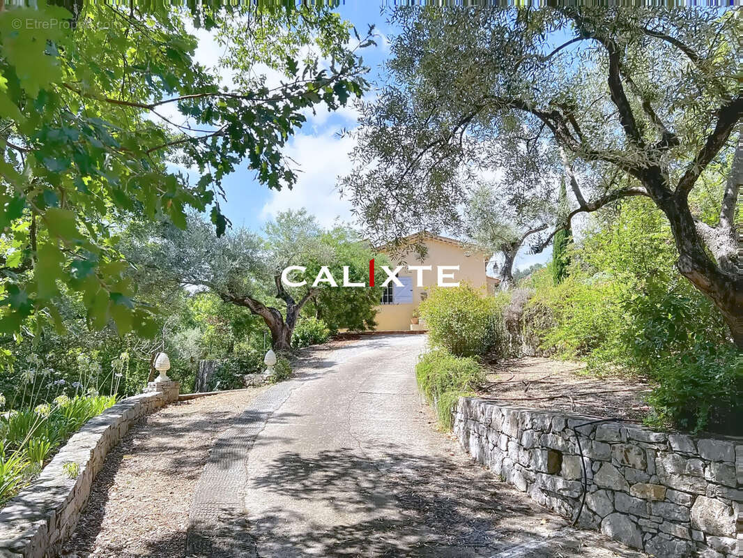 Maison à MONTAUROUX