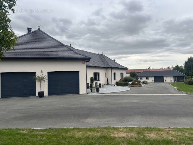 Maison à FONTAINE-NOTRE-DAME