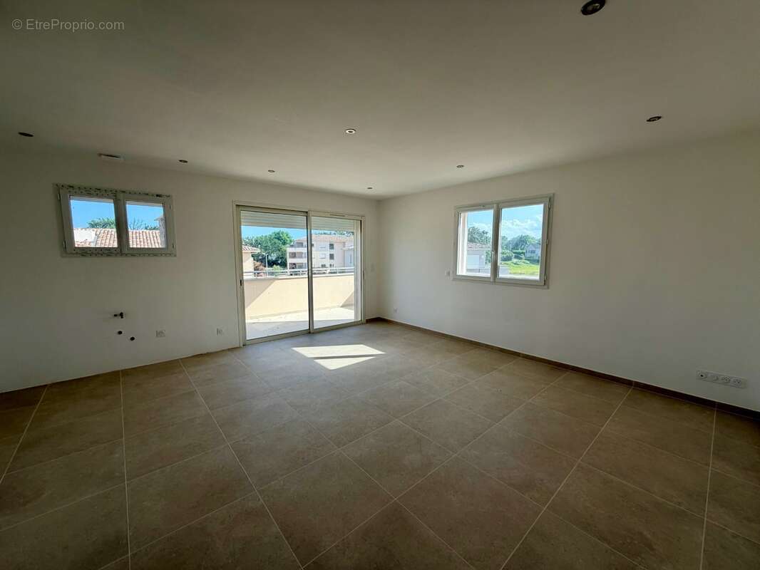 PRUNELLI DI FIUMORBO (20) Appartement à vendre 2 pièces de 47,15m2 avec terrasse de 13,30 m2 - photo 2