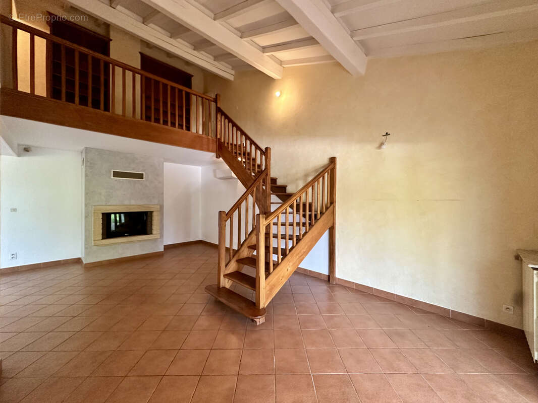 Maison à VILLENEUVE-DE-LA-RAHO