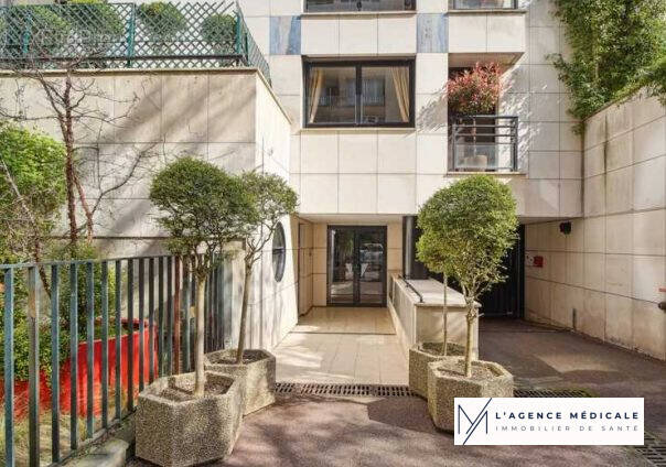 Commerce à PARIS-16E