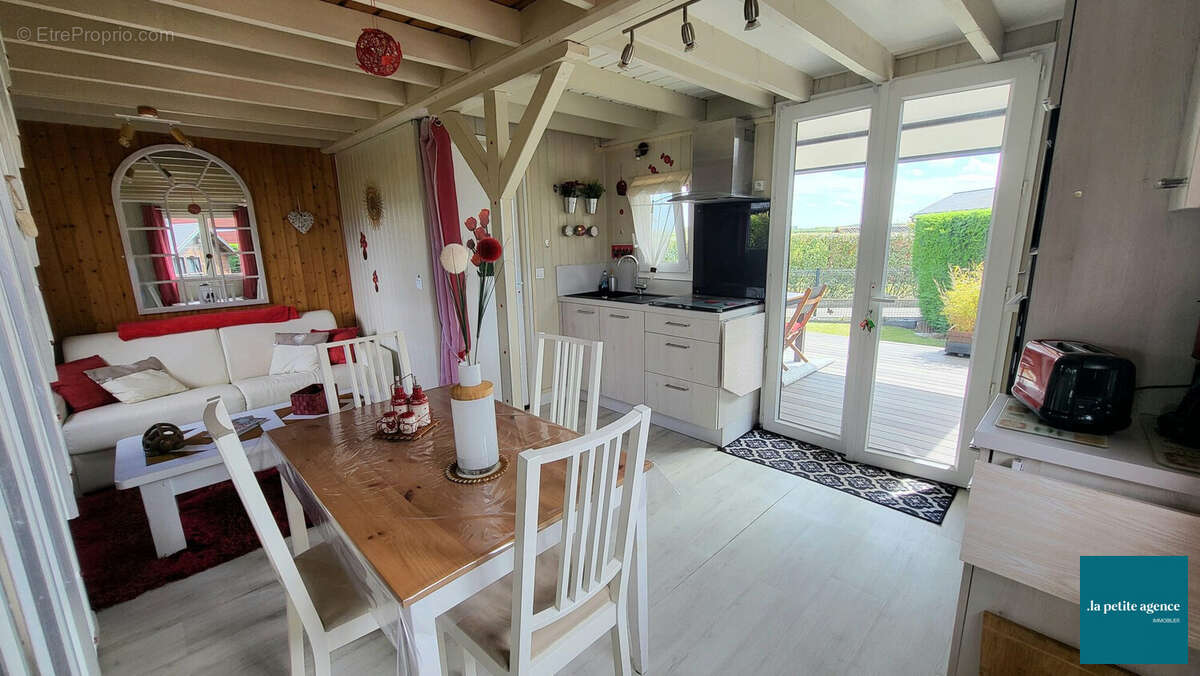 Maison à MERVILLE-FRANCEVILLE-PLAGE