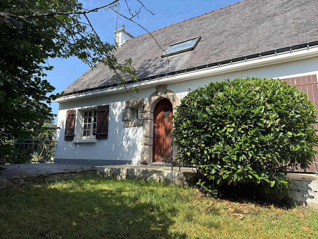 Maison à LOCMINE