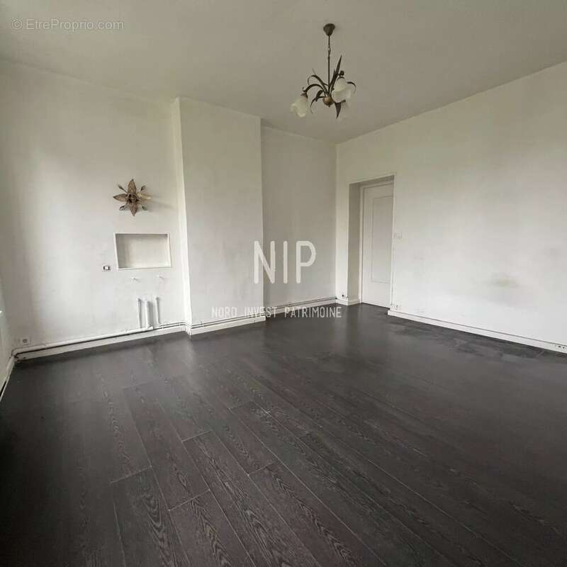 Maison à SAINT-AMAND-LES-EAUX