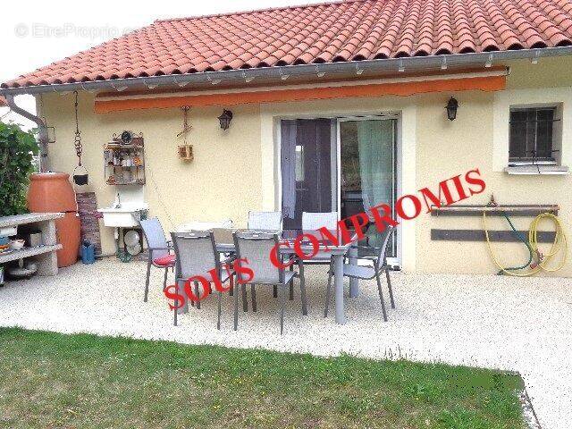 Maison à VALS-PRES-LE-PUY