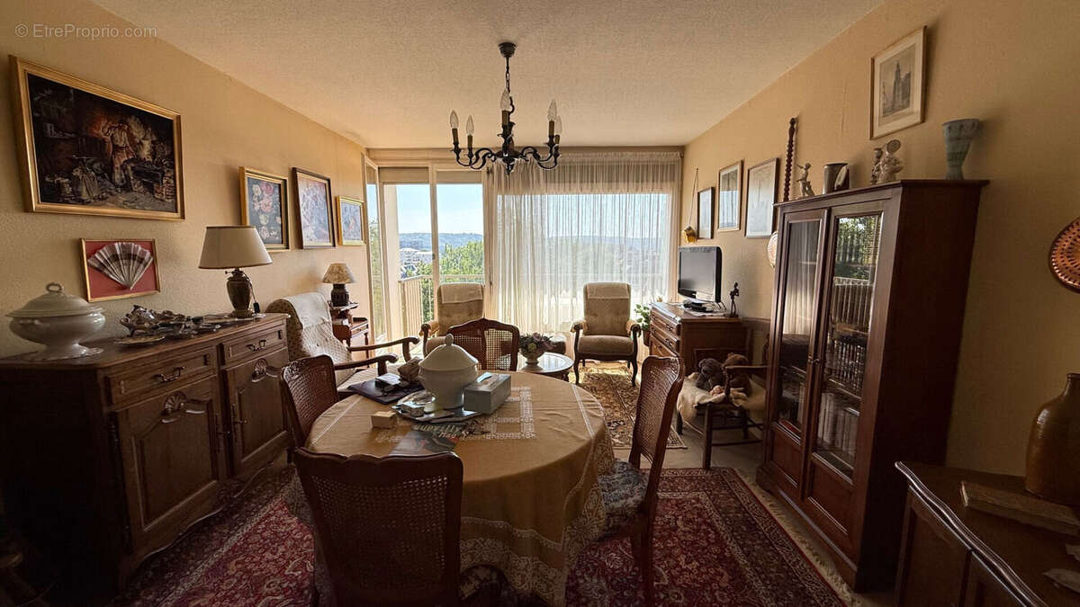 Appartement à LE PETIT-QUEVILLY