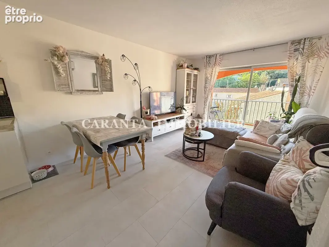 Photo Appartement à Sainte-Maxime au prix de 294 000€