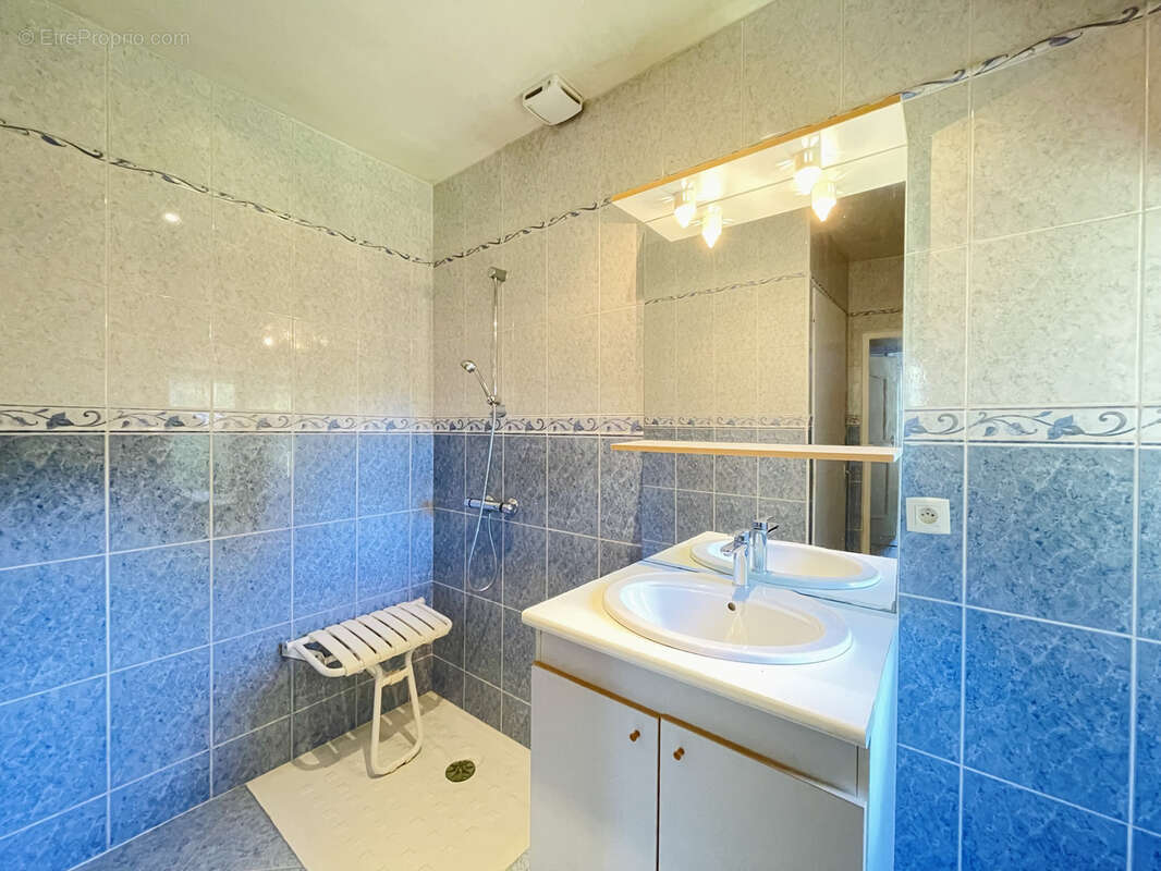 Maison à SAINT-CHRISTOPHE