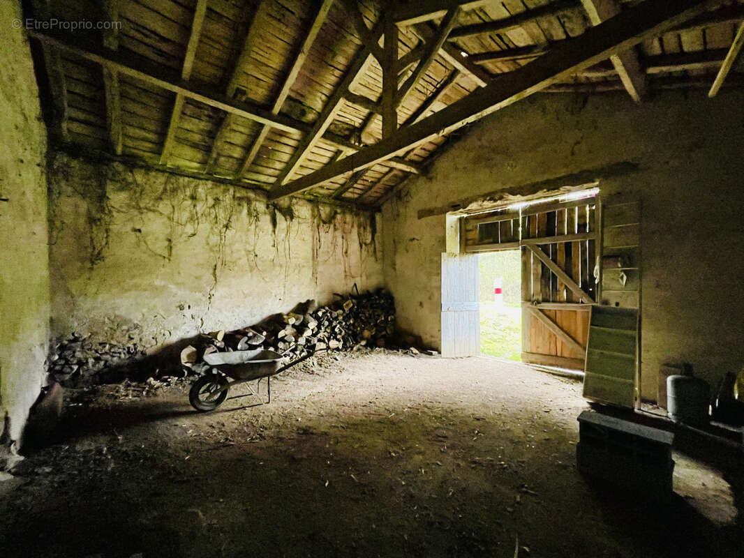 Maison à AVAILLES-LIMOUZINE