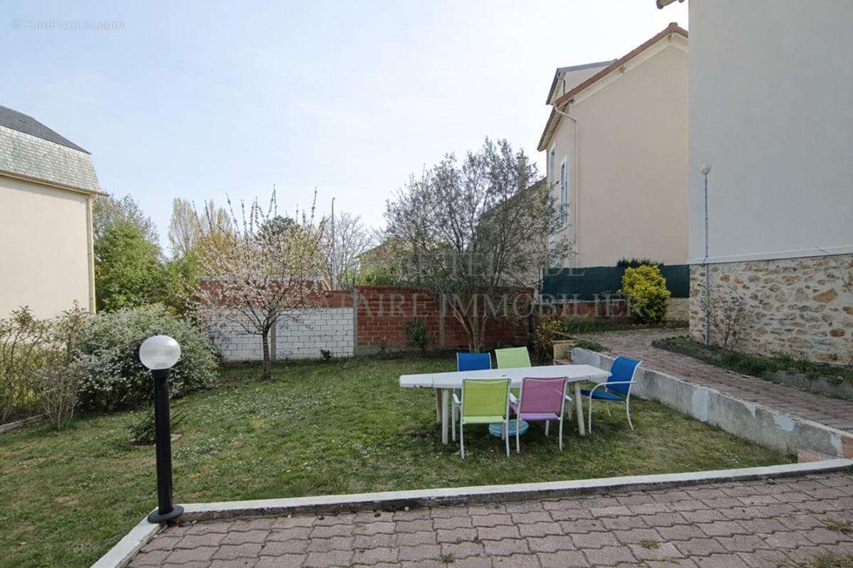 Maison à ROSNY-SOUS-BOIS