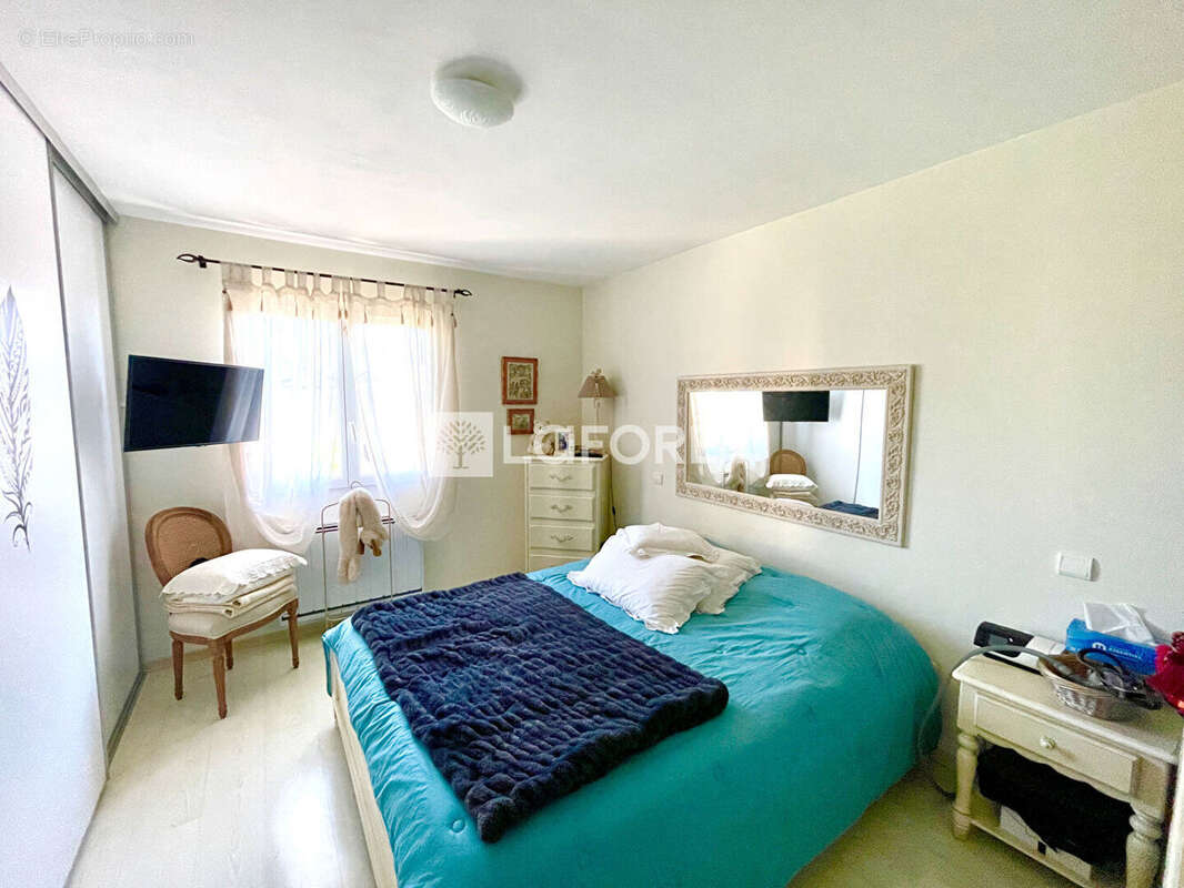 Maison à LANUEJOULS