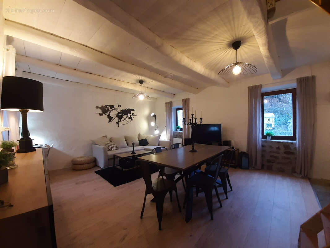 Maison à SAINT-CHRISTOL