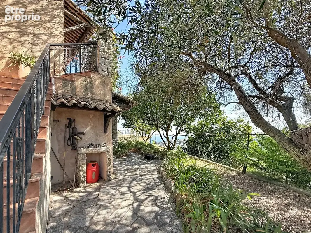 Nice Corniche de Magnan/Propriété 6pièces/ Maison/Studio/Garage/vue mer - photo 10