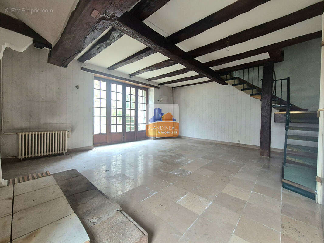 Maison à BOUGUENAIS