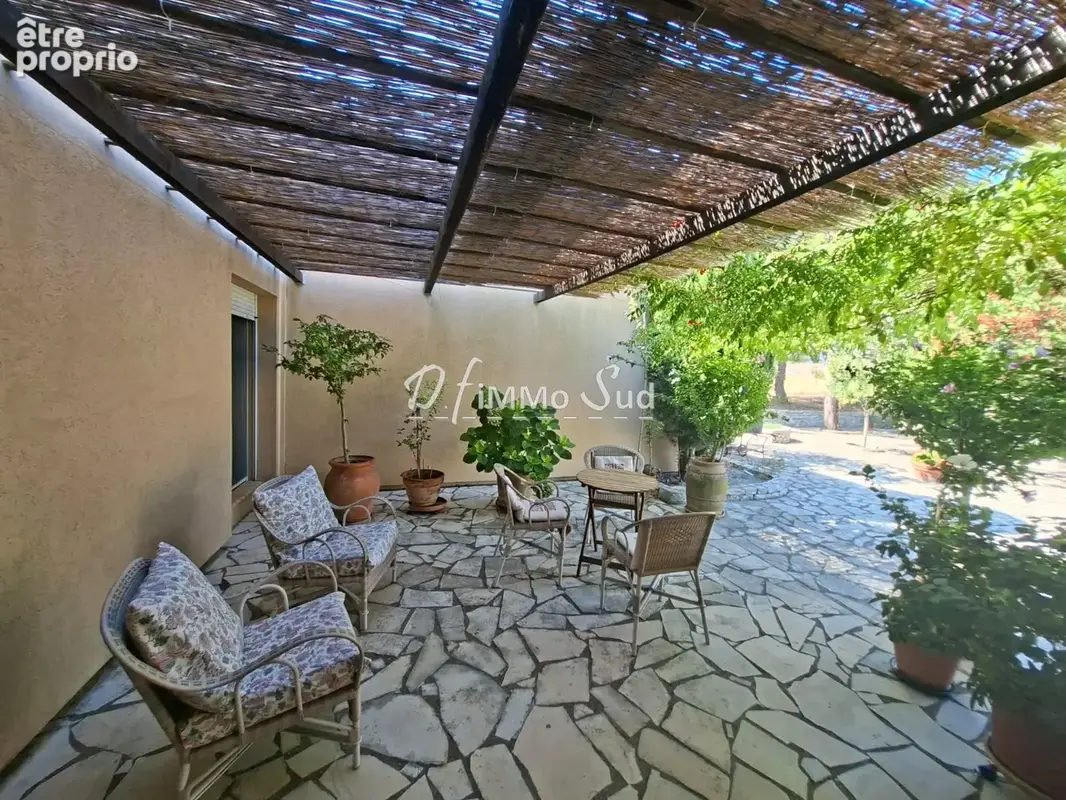 Maison  t4 - 4 faces avec garage + piscine sur terrain de + 7 000 m2 - photo 15