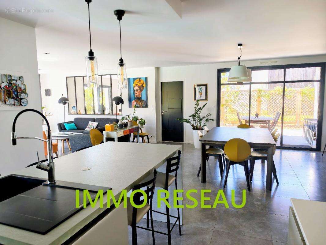 Maison à LE FENOUILLER