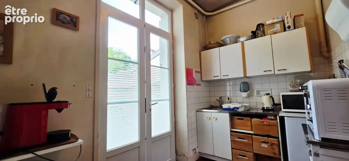 Maison de type bourgeoise à Étampes libre au 1er Mars 2027 avec garage. - photo 3