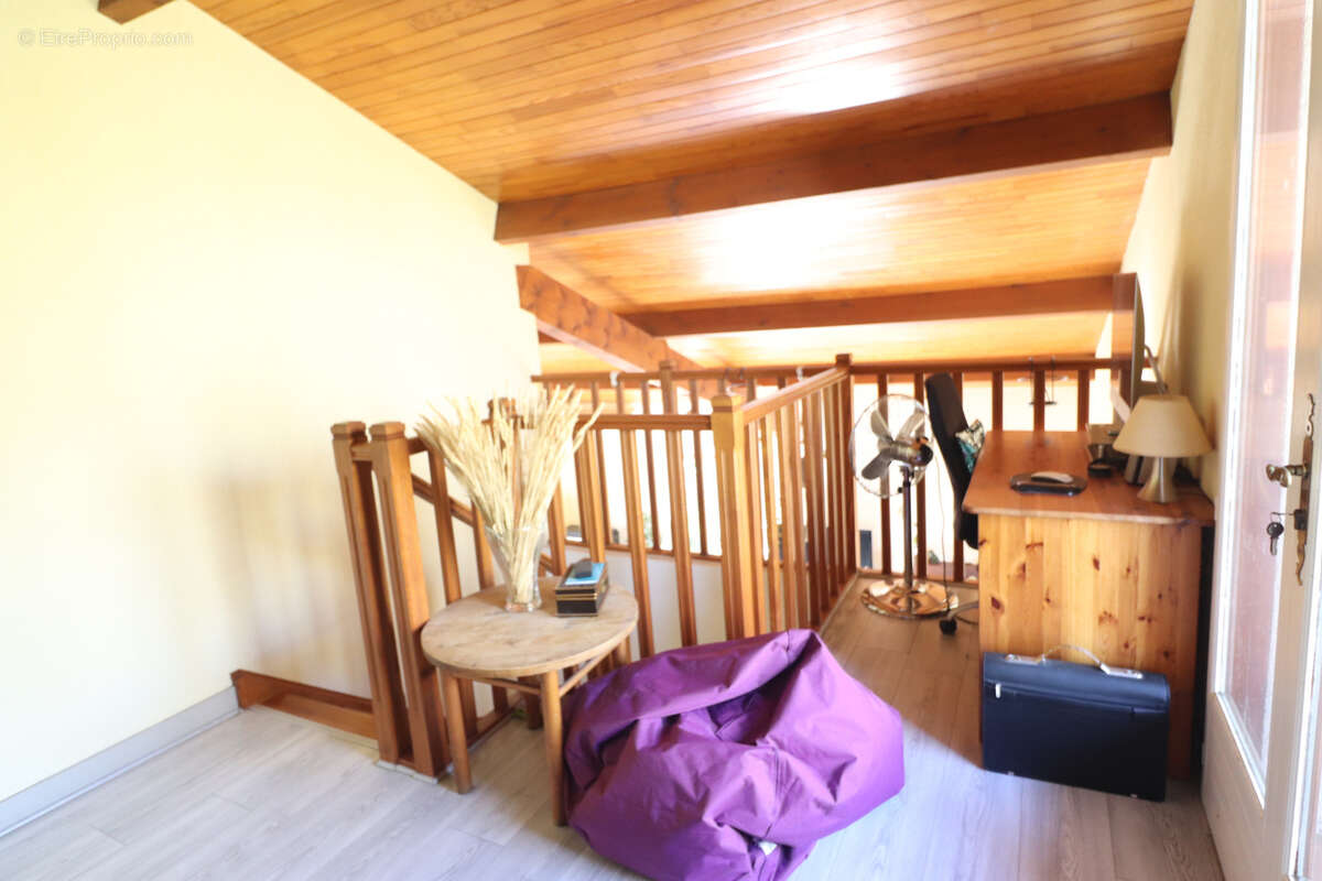 Maison à VILLENAVE-D'ORNON