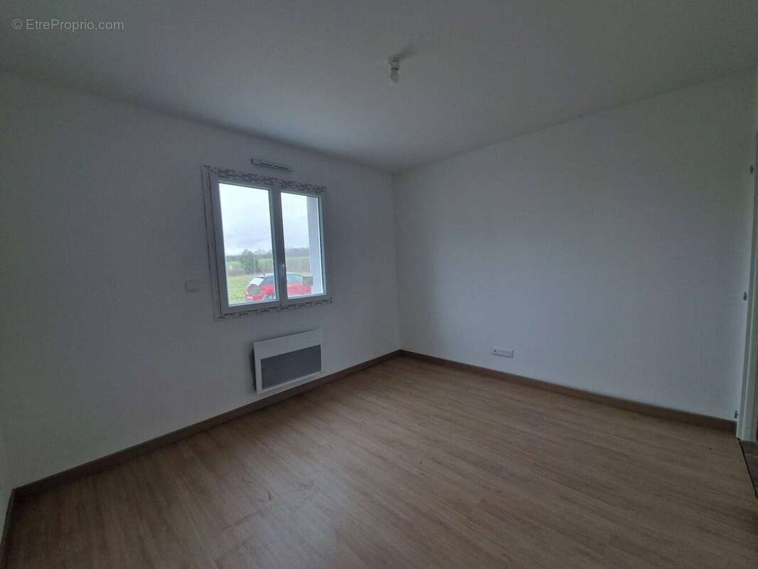 Maison 80 m² à Chenevieres  - photo 8