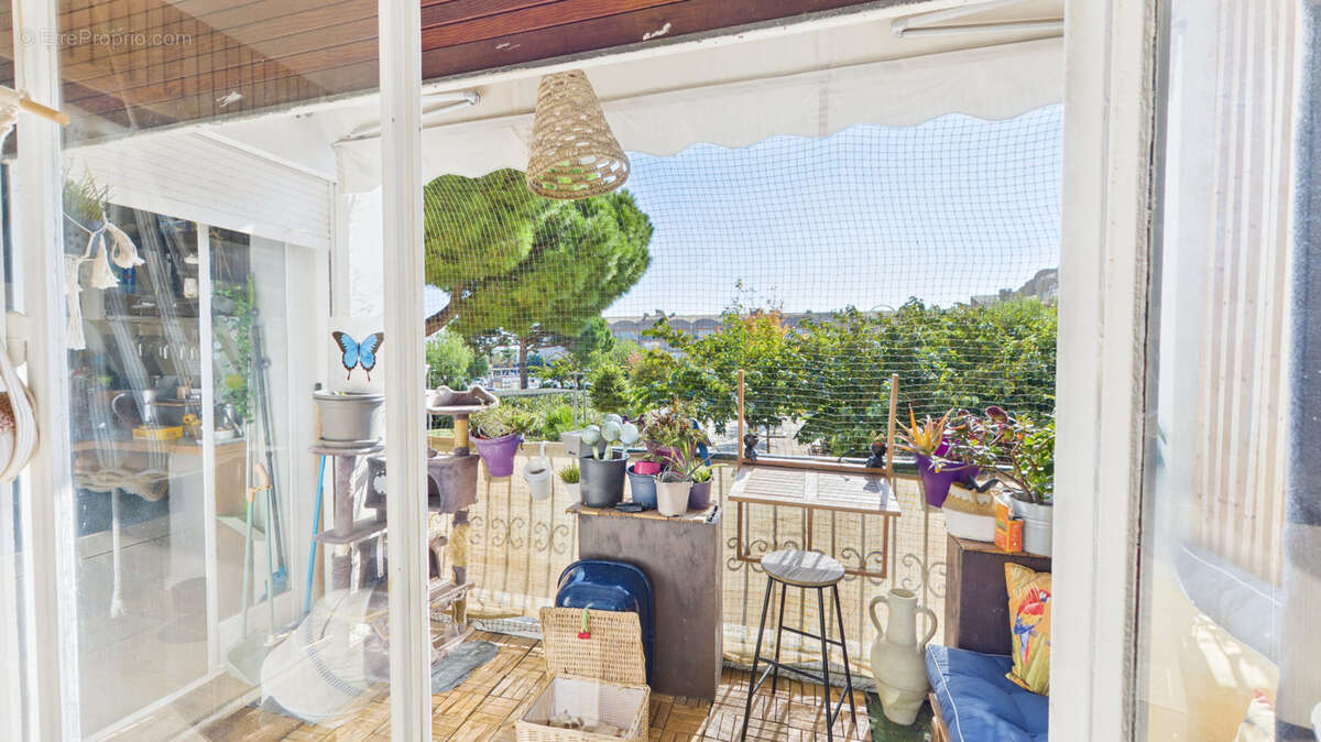 Appartement à HYERES