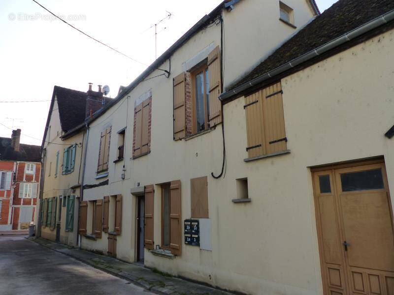 Appartement à SAINT-FLORENTIN