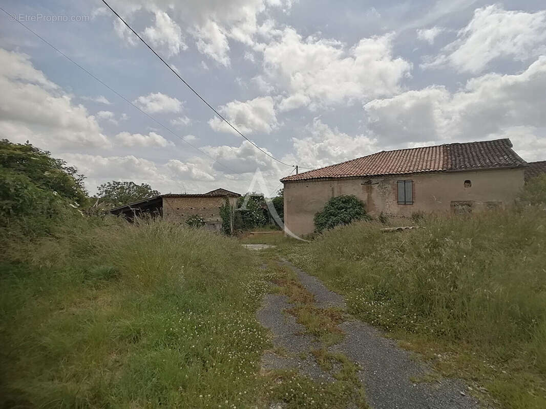 Maison à FLORENTIN