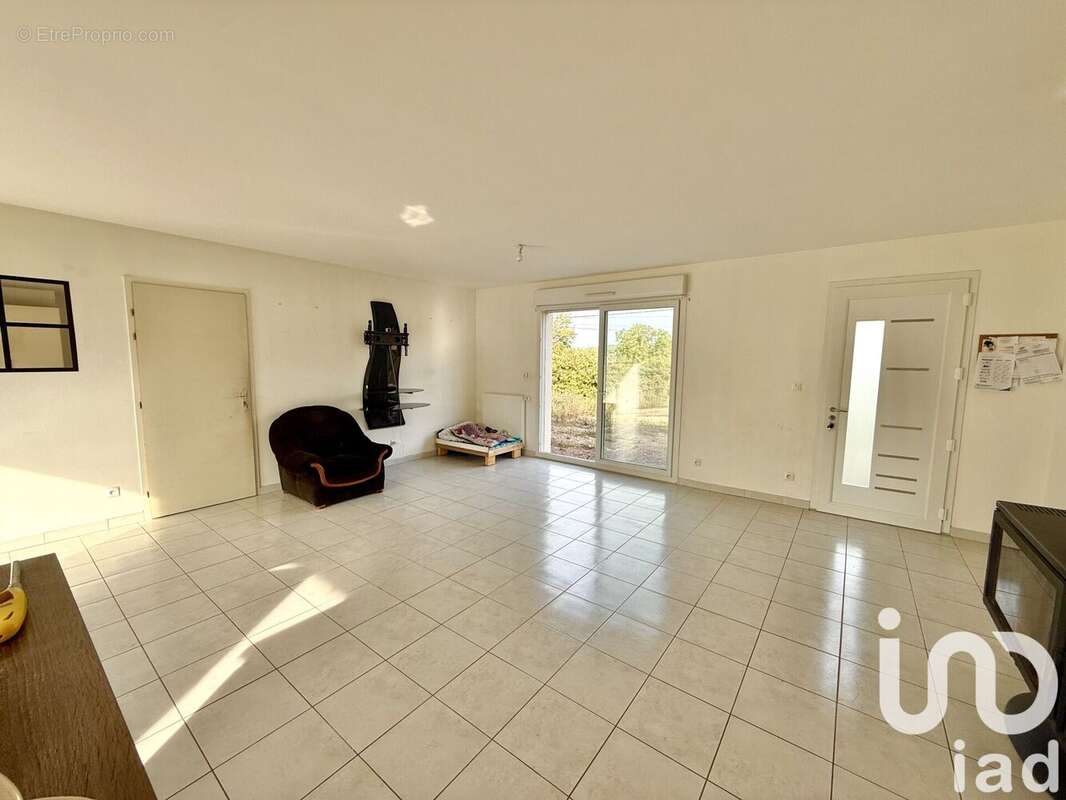 Photo 8 - Maison à CHATEAUNEUF-VAL-DE-BARGIS