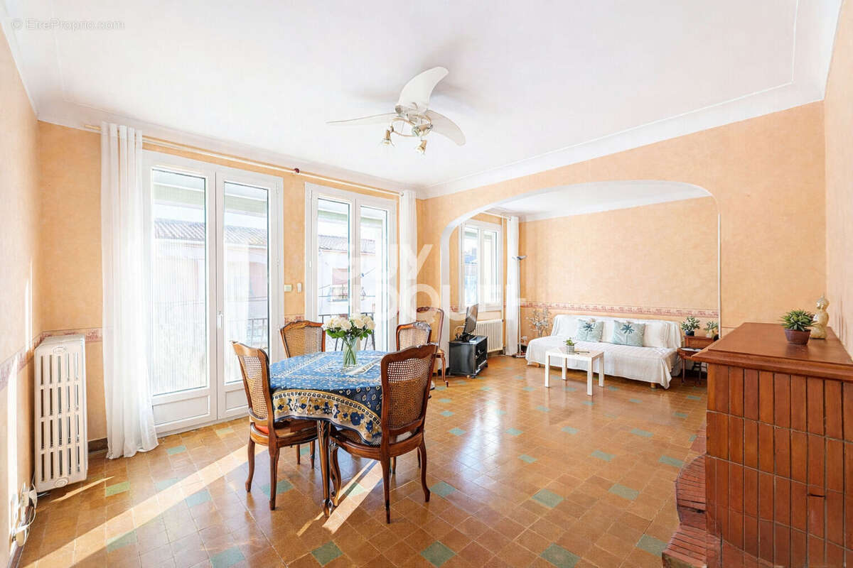 Maison de ville 126 m² - 4 chambres - A vendre à Perpignan (66000) Quartier Saint-Assiscle - photo 3