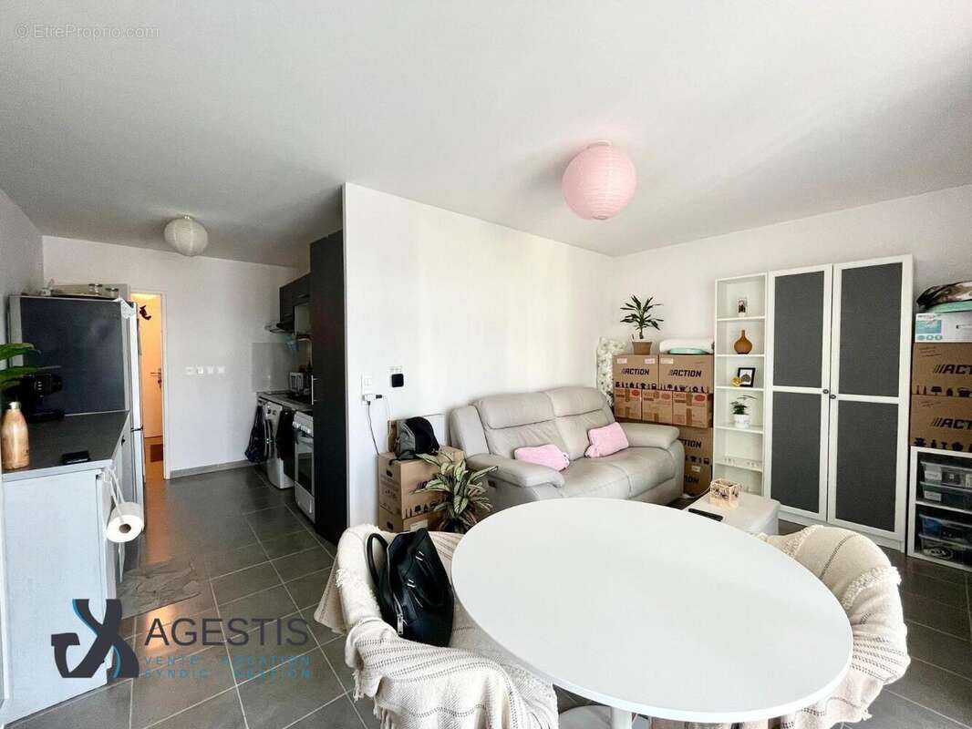   - Appartement à BLAGNAC