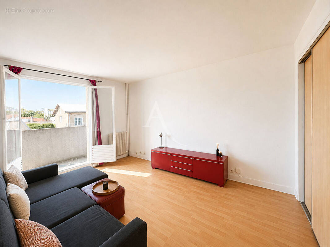 Appartement à FONTENAY-SOUS-BOIS