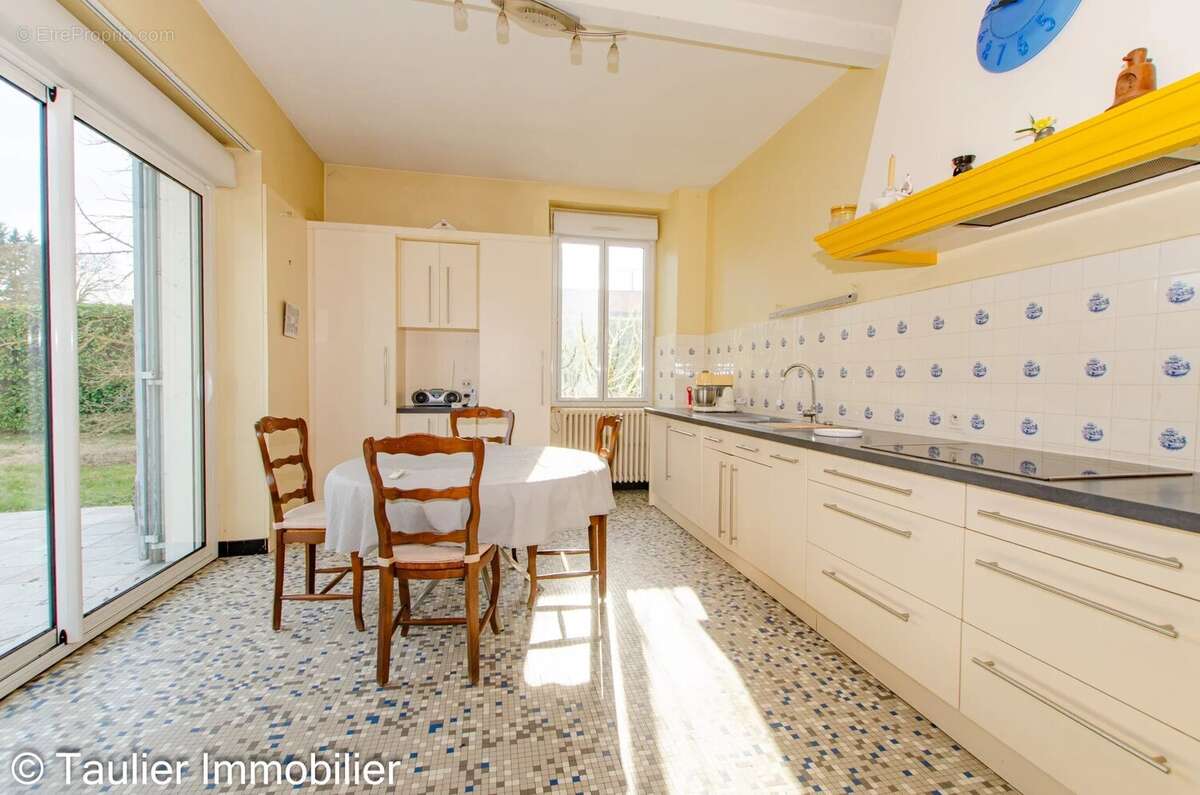 Maison à SAINT-ROMANS
