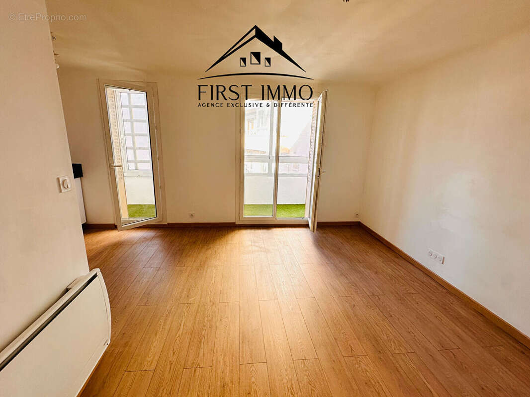 Appartement à MARSEILLE-9E