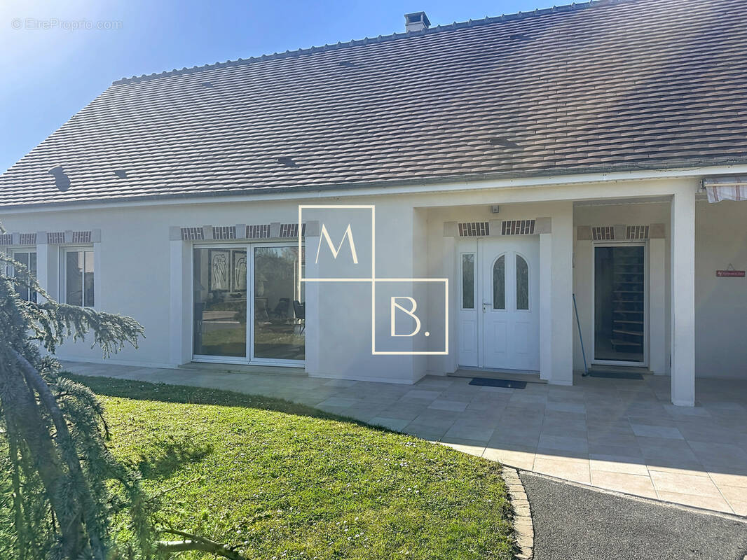 Maison à PAUCOURT