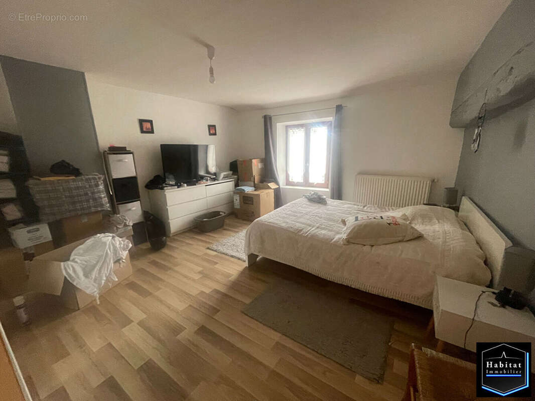 Maison à NANTEUIL-LE-HAUDOUIN