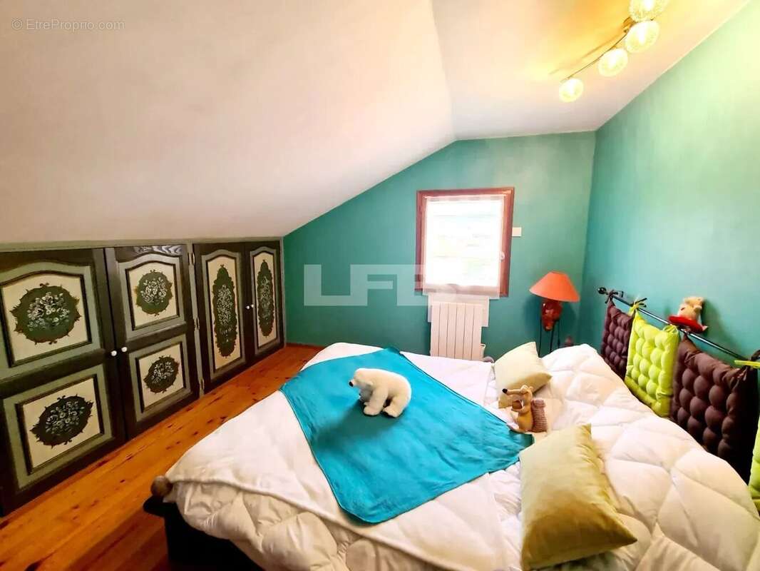 Belle maison 153,5 m² sur Terrain plat 1251 m² - photo 12