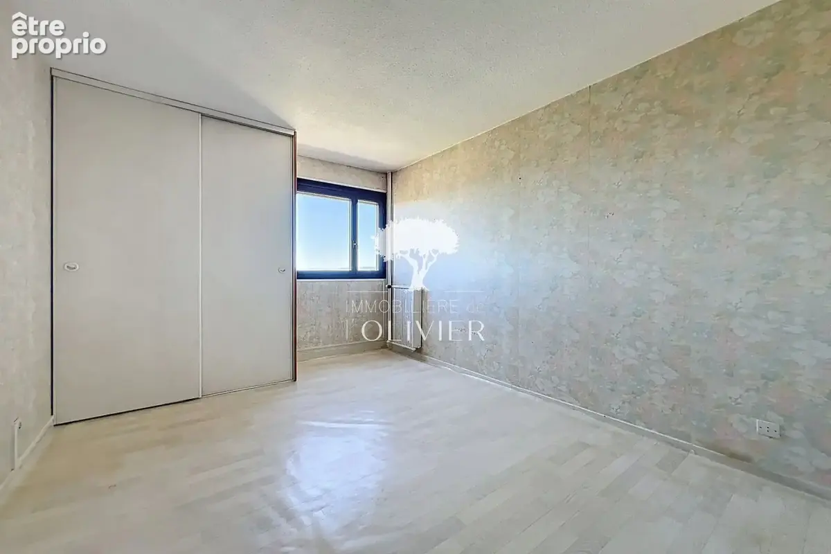 Appartement 3 pièces 65 m² à vendre à Apt (84400) - photo 8