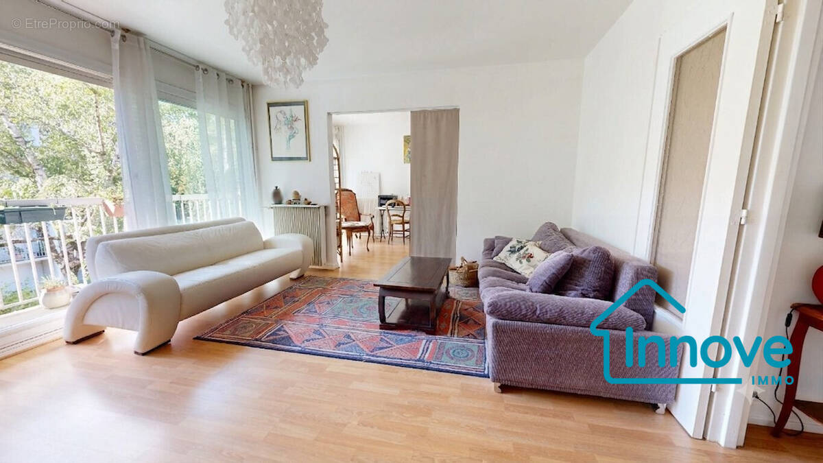 Appartement à BOUGIVAL