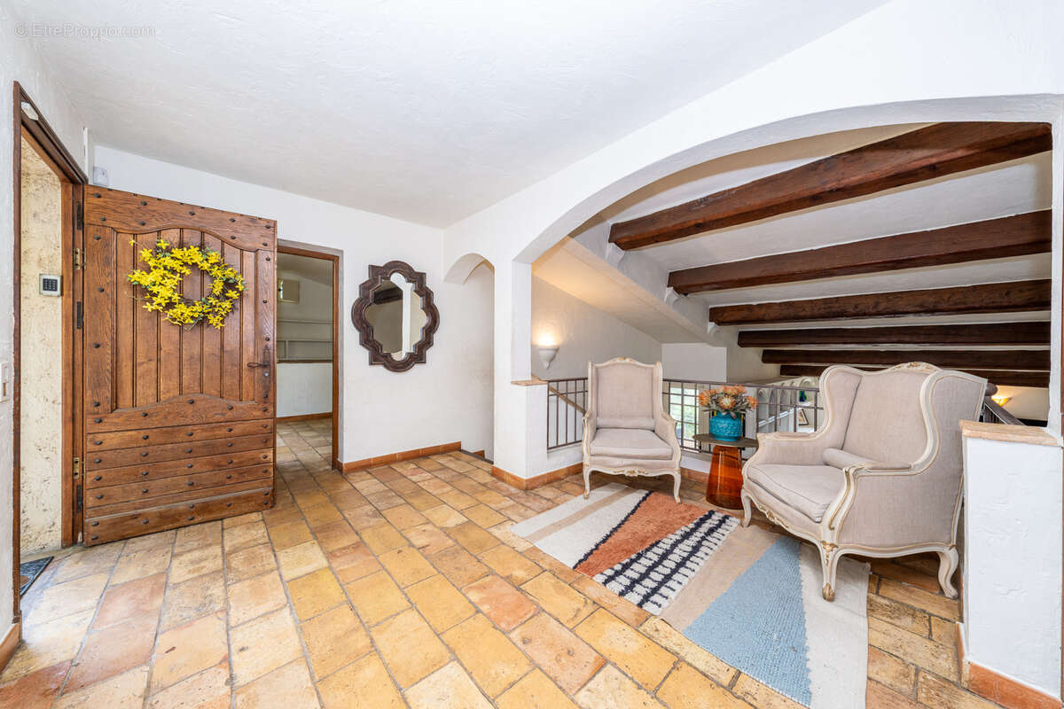 Maison à LA COLLE-SUR-LOUP