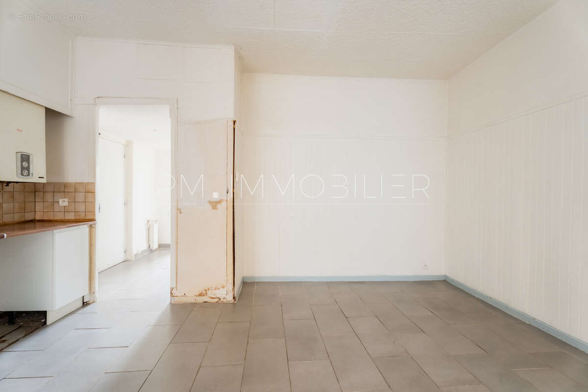 Appartement 42 m² à Marseille-4e  - photo 6