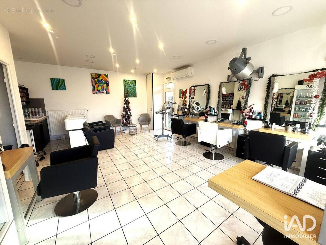 Photo 1 - Commerce à CHARTRES