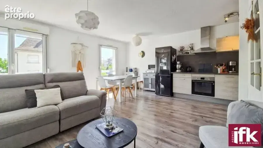 T3 en duplex de 62 m² avec 2 balcons, 2 parkings et cave - photo 2
